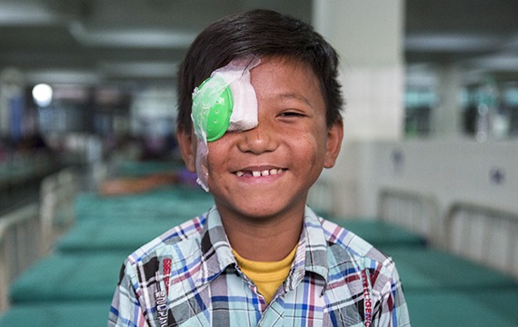 Help give the miracle of sight to adults and children with blinding cataracts, like 11-year-old Dipendra, living in remote communities in Nepal.